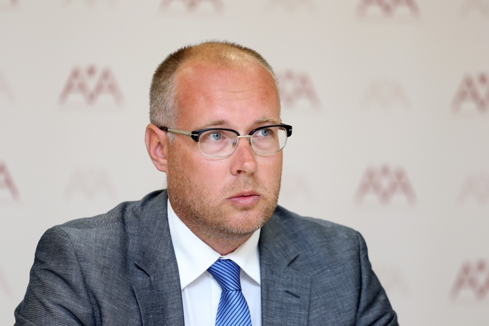 Vai atbrīvošanai no nelielām parādsaistībām nepieciešams atsevišķs likums